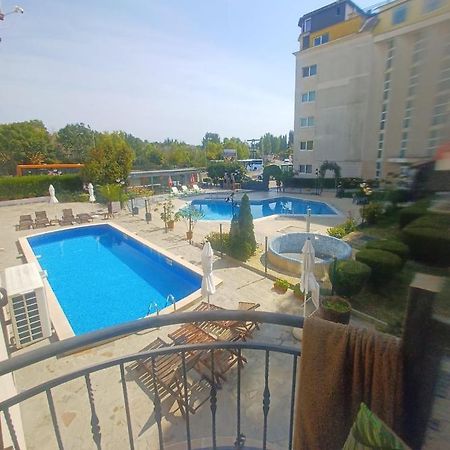 Single Apartment In Searegal Compex 써니비치 외부 사진