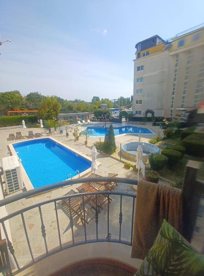 Single Apartment In Searegal Compex 써니비치 외부 사진